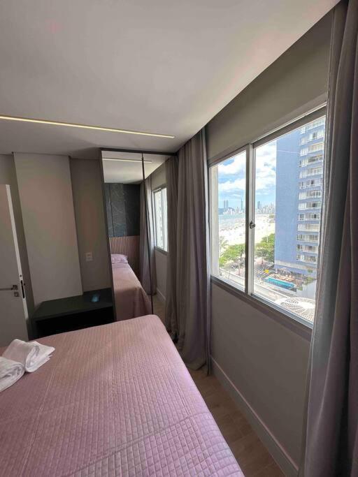 Apartamento Frente Mar Bc 704